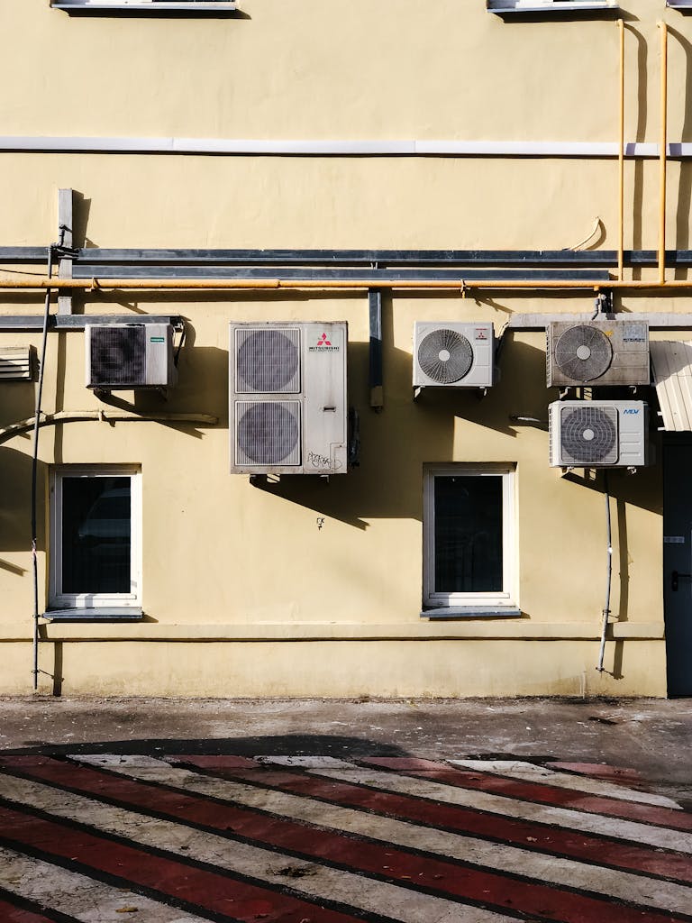 Air conditioning units